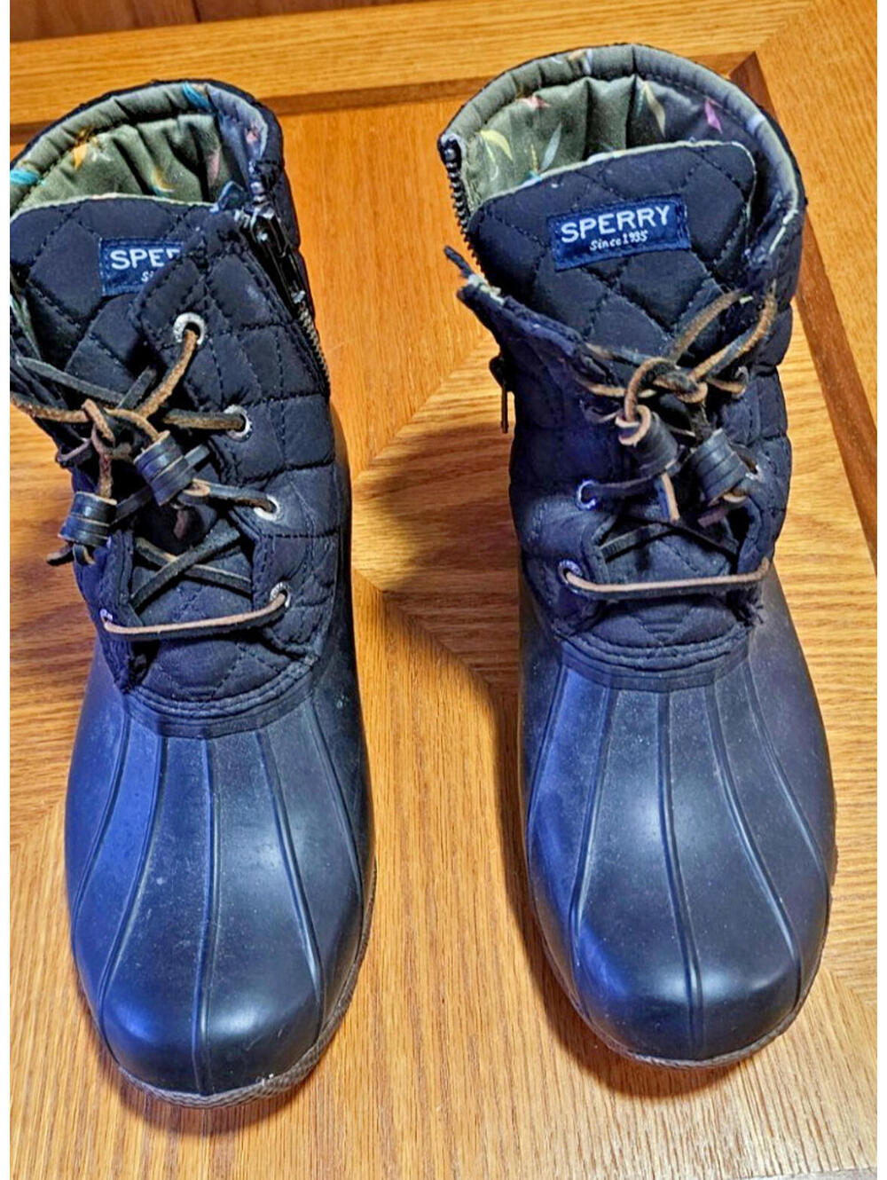 Sperry Top-Sider Saltwater Quilted Duck Boots Women's Insulated Waterproof  8